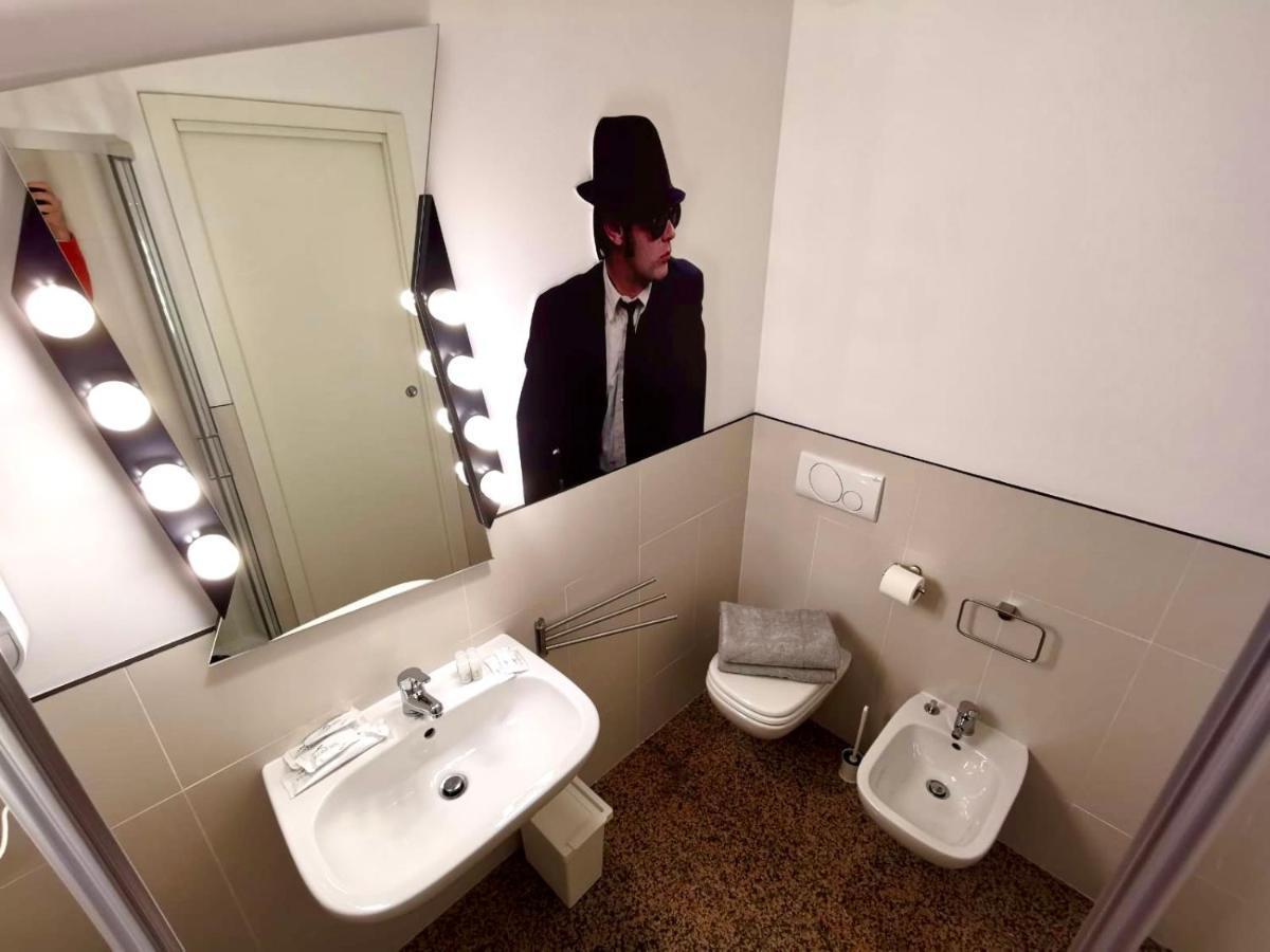 Red Carpet Rooms 巴里 外观 照片